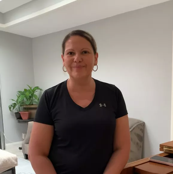 serena ruiz - ERMI Picture of Serena after recovering without surgery using the ERMI Flexionater